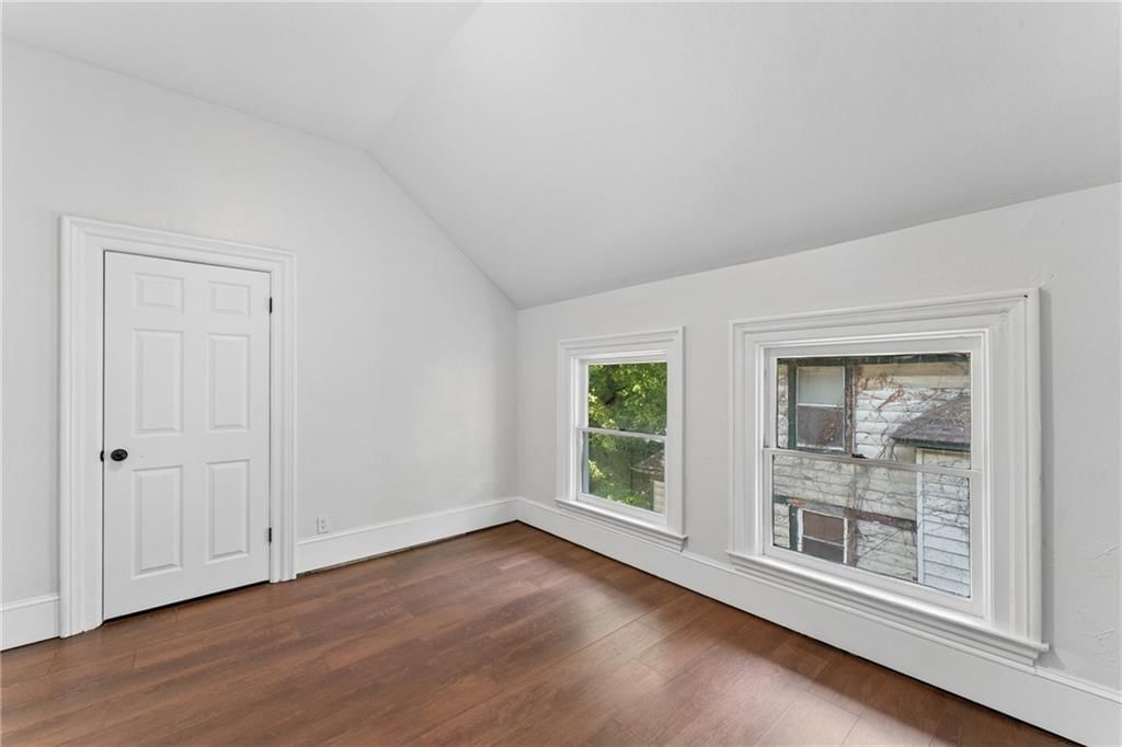 3217 Campbell Street — photo 40