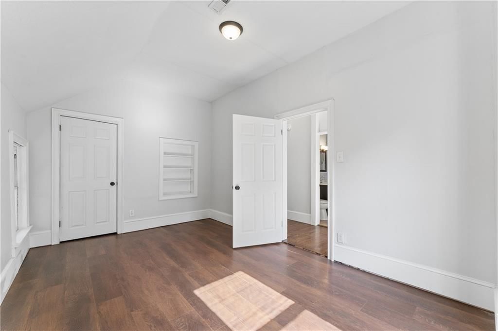 3217 Campbell Street — photo 44