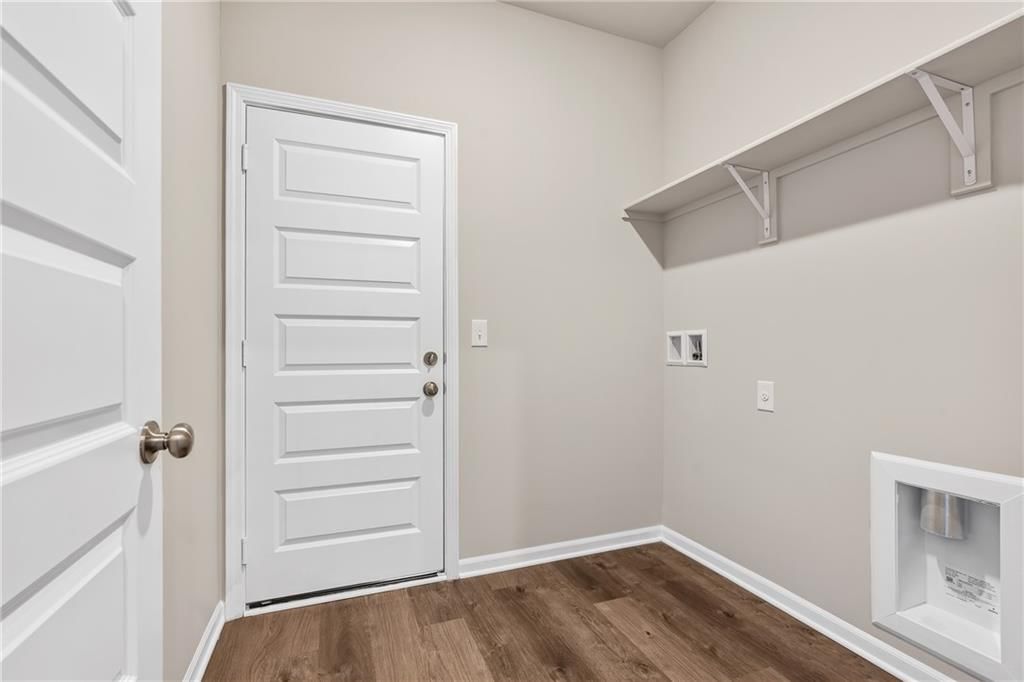 2790 Woodfield Drive — photo 21