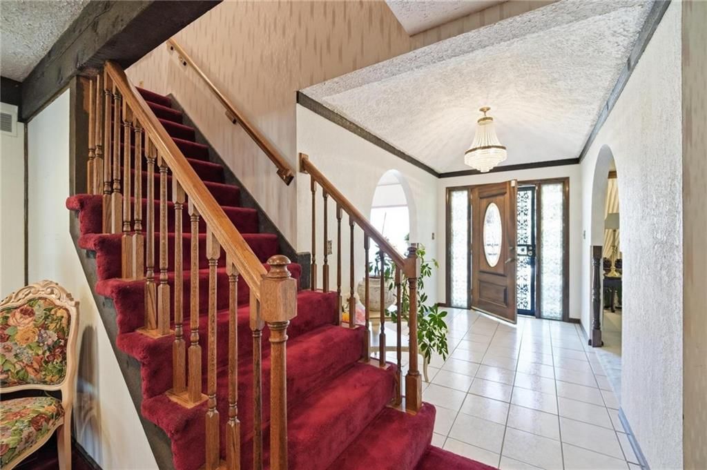8001 Walker Avenue — photo 22