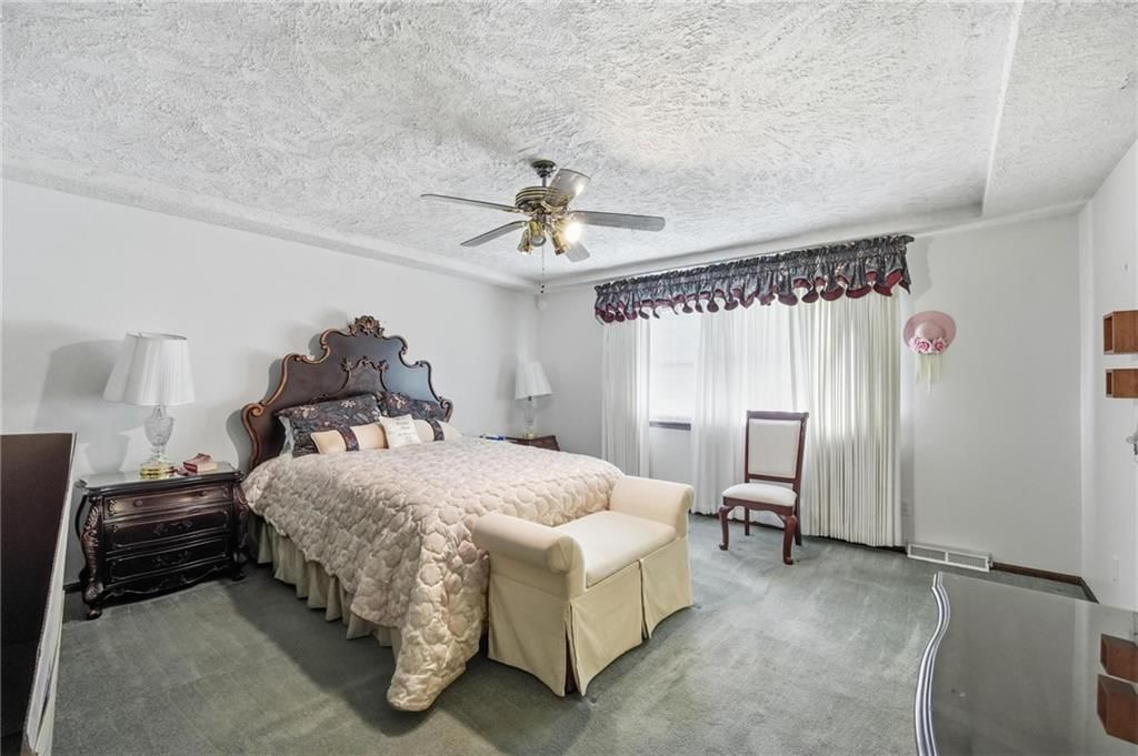 8001 Walker Avenue — photo 24