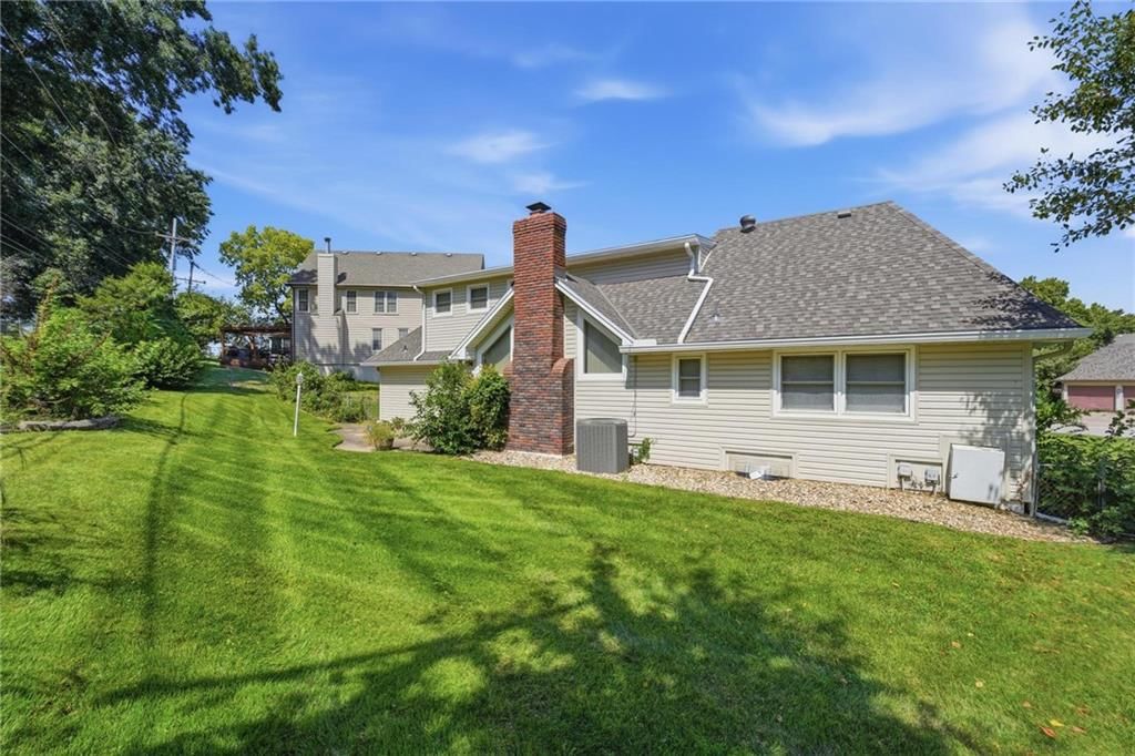 8001 Walker Avenue — photo 46