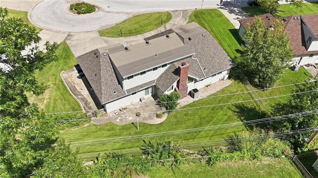 8001 Walker Avenue — photo 54