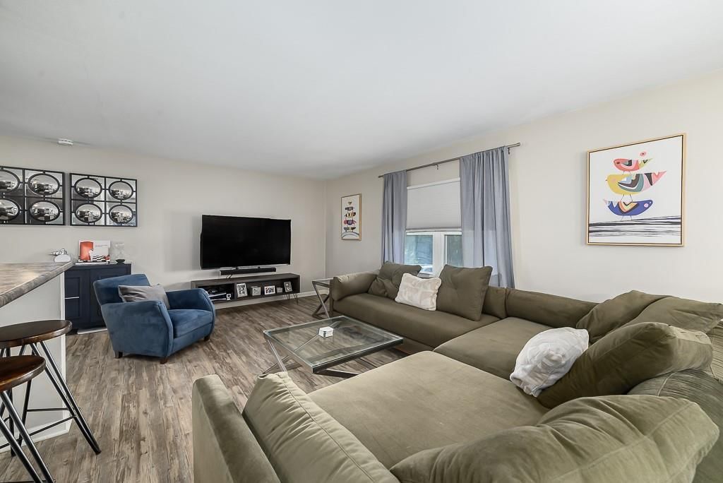 5306 N Sycamore Drive — photo 10