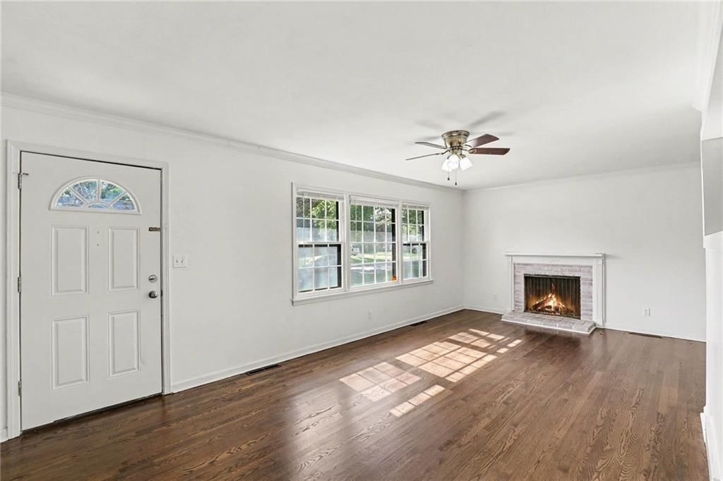 13516 Lowell Avenue — photo 5