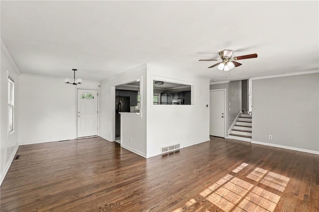 13516 Lowell Avenue — photo 10
