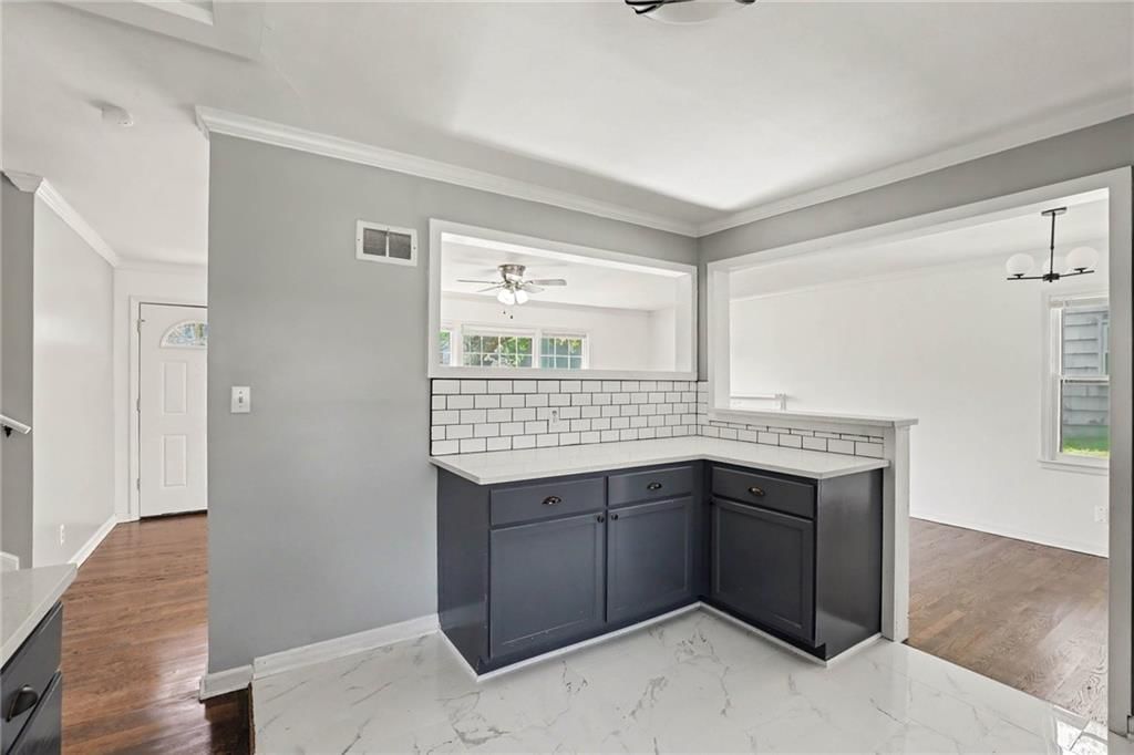 13516 Lowell Avenue — photo 14