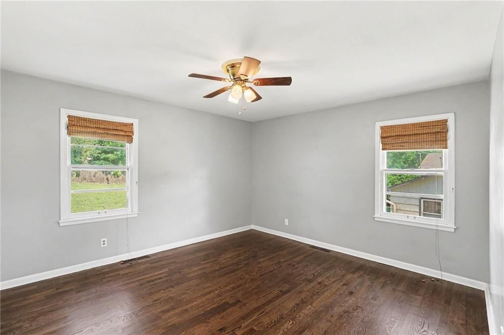13516 Lowell Avenue — photo 15