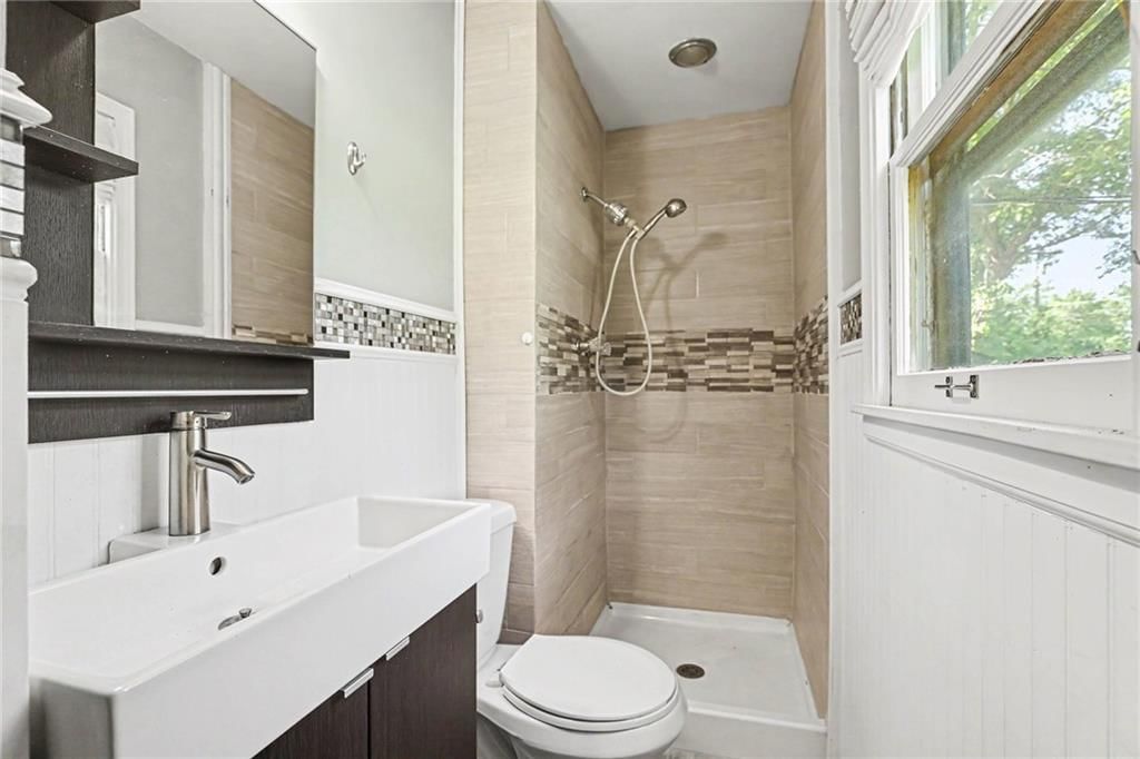 13516 Lowell Avenue — photo 17