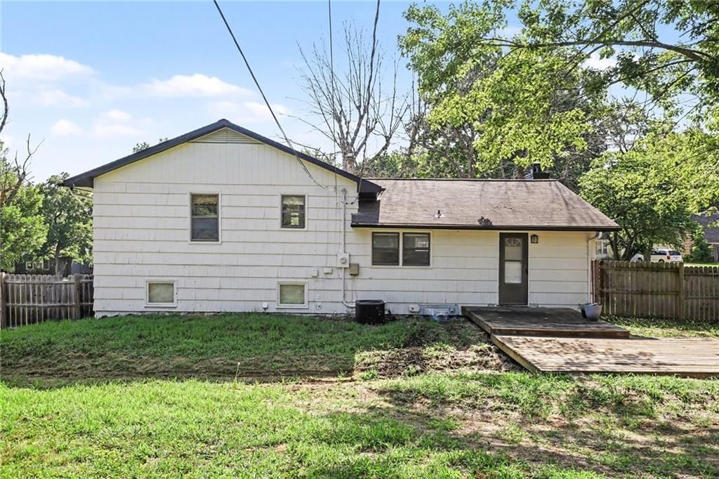 13516 Lowell Avenue — photo 25