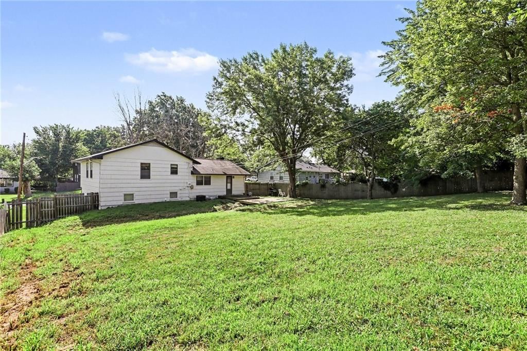 13516 Lowell Avenue — photo 27