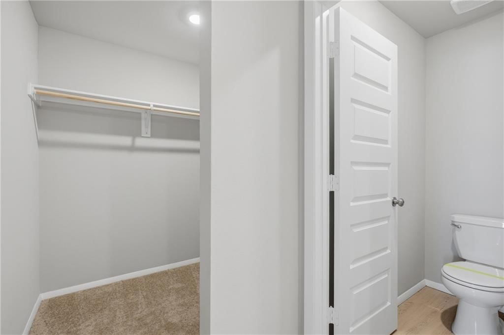 422 Valley View Drive — photo 10