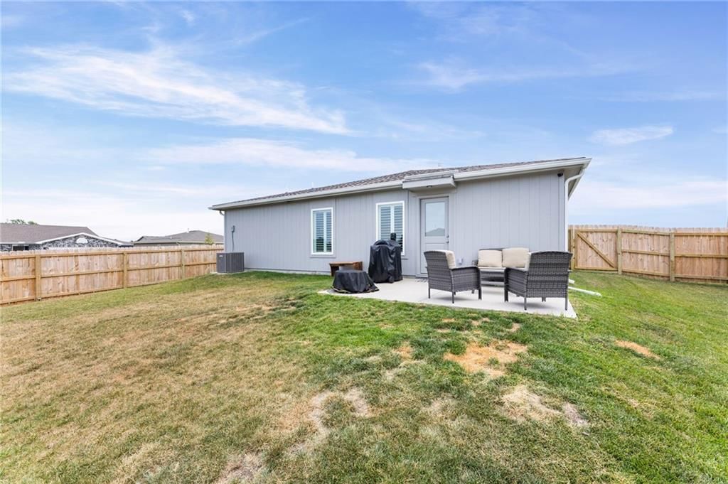 37718 W 208th Terrace — photo 31