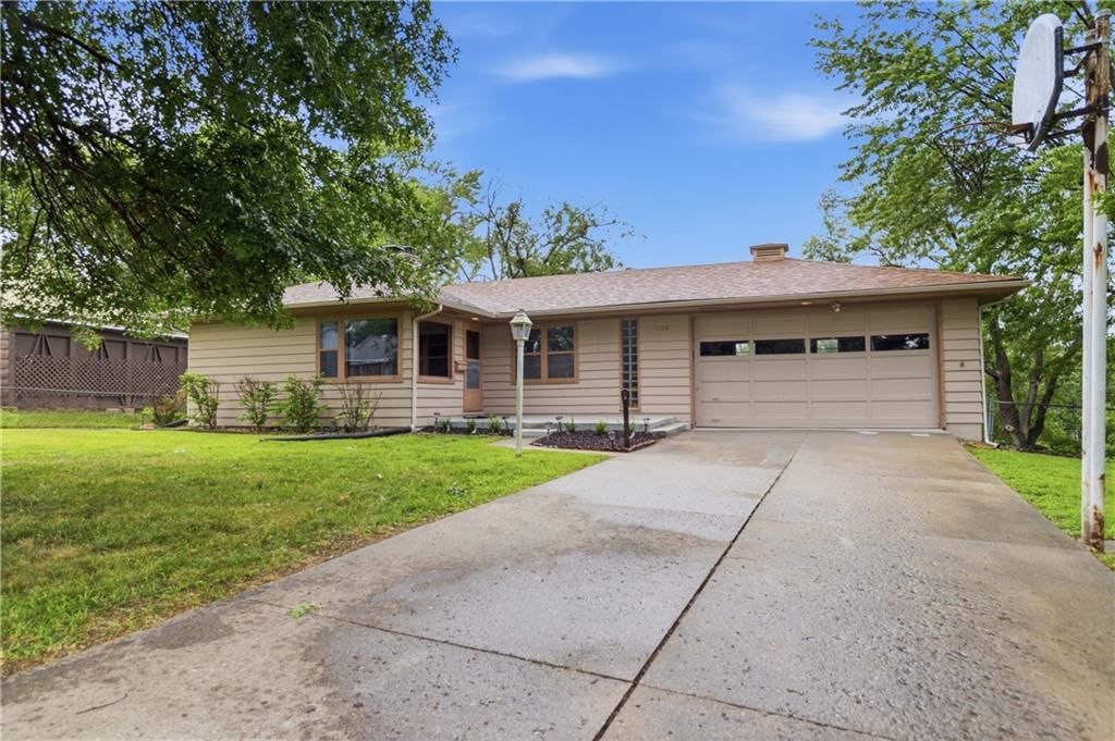 5128 N Lister Avenue — photo 1