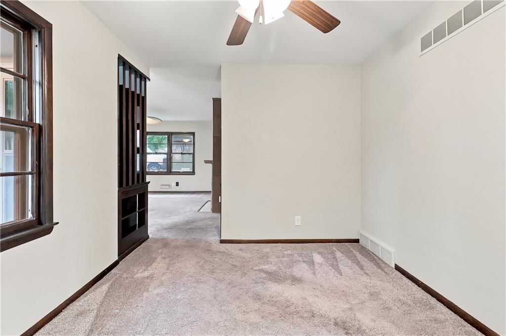 5128 N Lister Avenue — photo 8