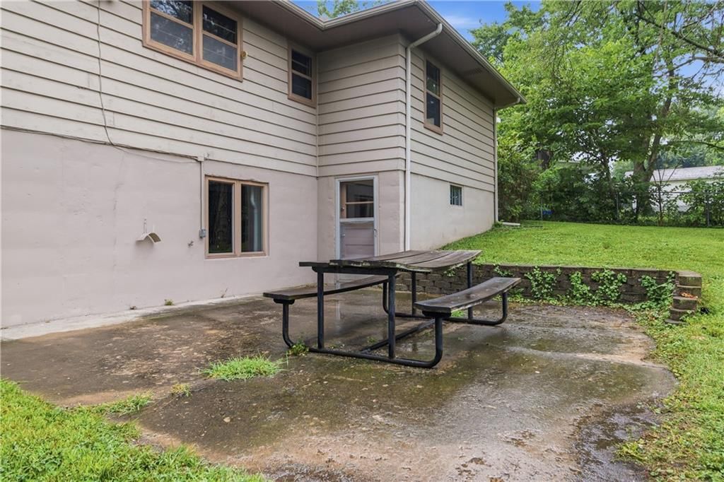 5128 N Lister Avenue — photo 27