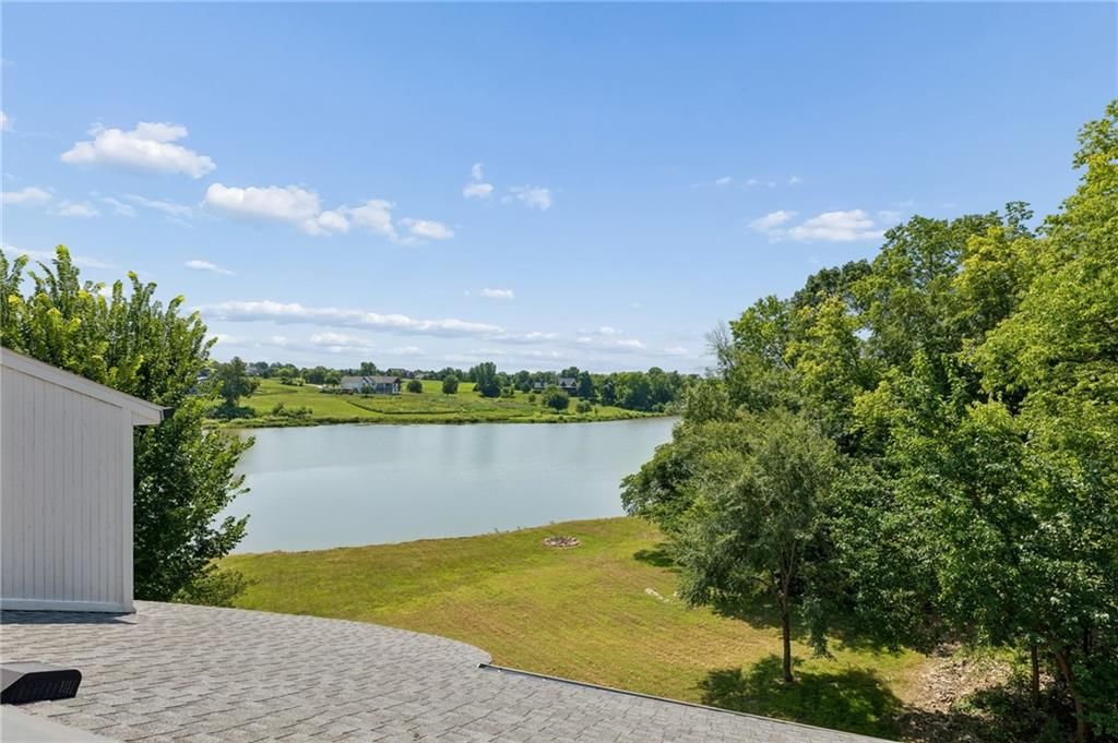 15404 Lake Point Drive — photo 53