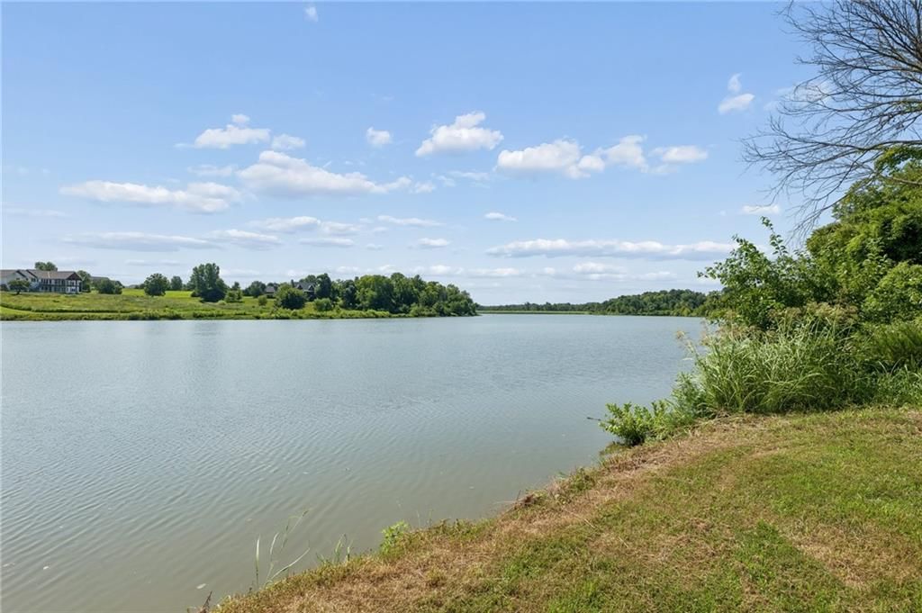 15404 Lake Point Drive — photo 56