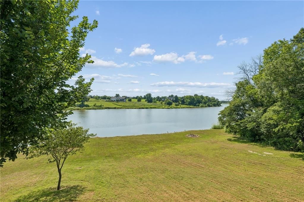 15404 Lake Point Drive — photo 61