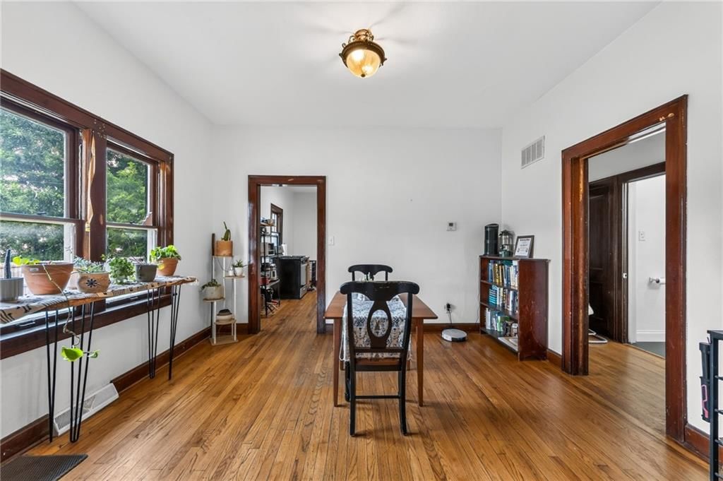 738 N Garland Avenue — photo 9
