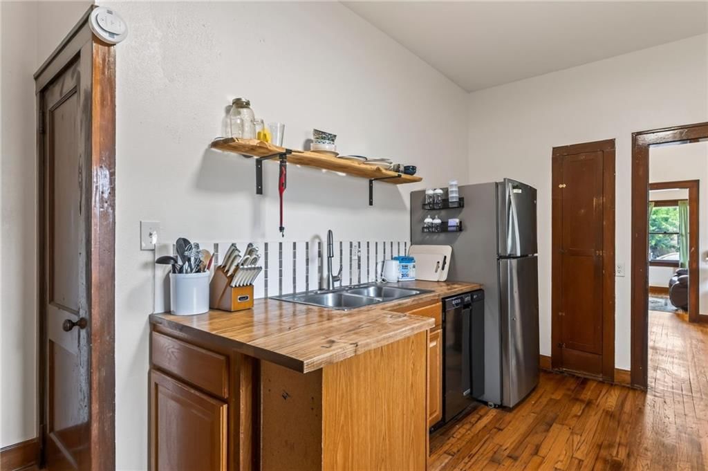 738 N Garland Avenue — photo 12