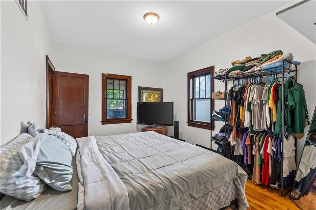738 N Garland Avenue — photo 16