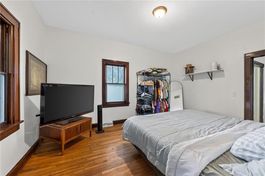 738 N Garland Avenue — photo 17