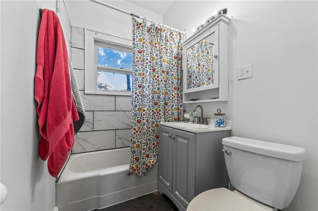 738 N Garland Avenue — photo 19