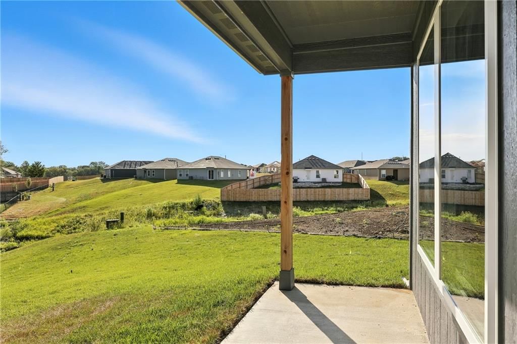 416 Valley View Drive — photo 17