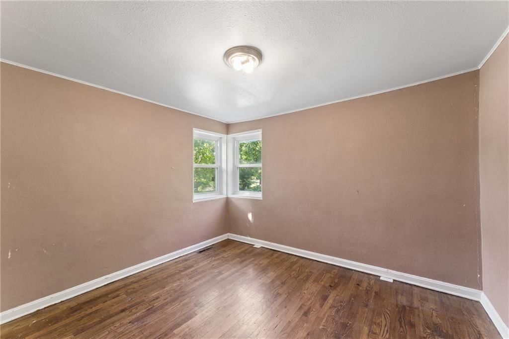 5234 NE Barnes Avenue — photo 9