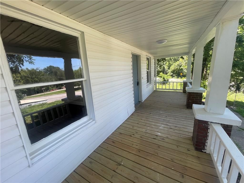 615 S Glenwood Avenue — photo 3
