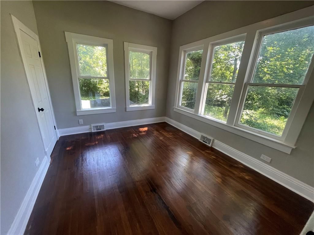 615 S Glenwood Avenue — photo 15