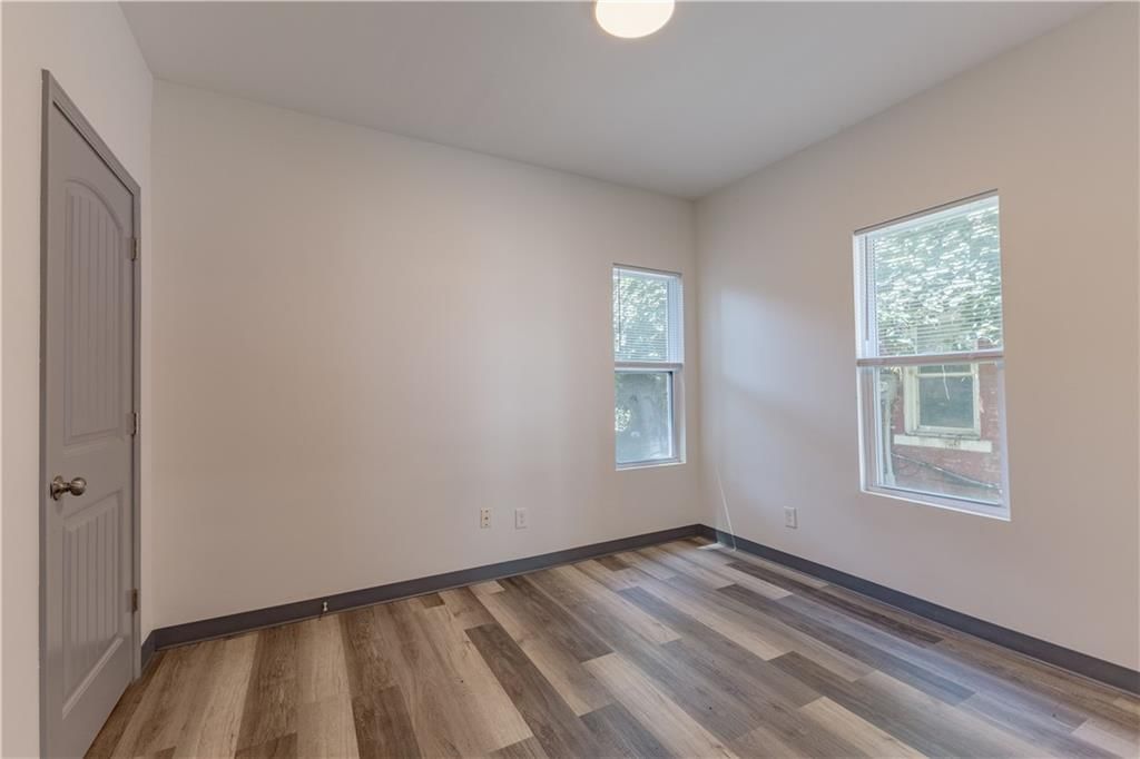3443 E 6th Street — photo 14