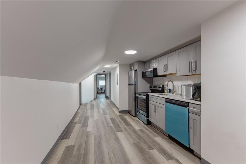 3443 E 6th Street — photo 23