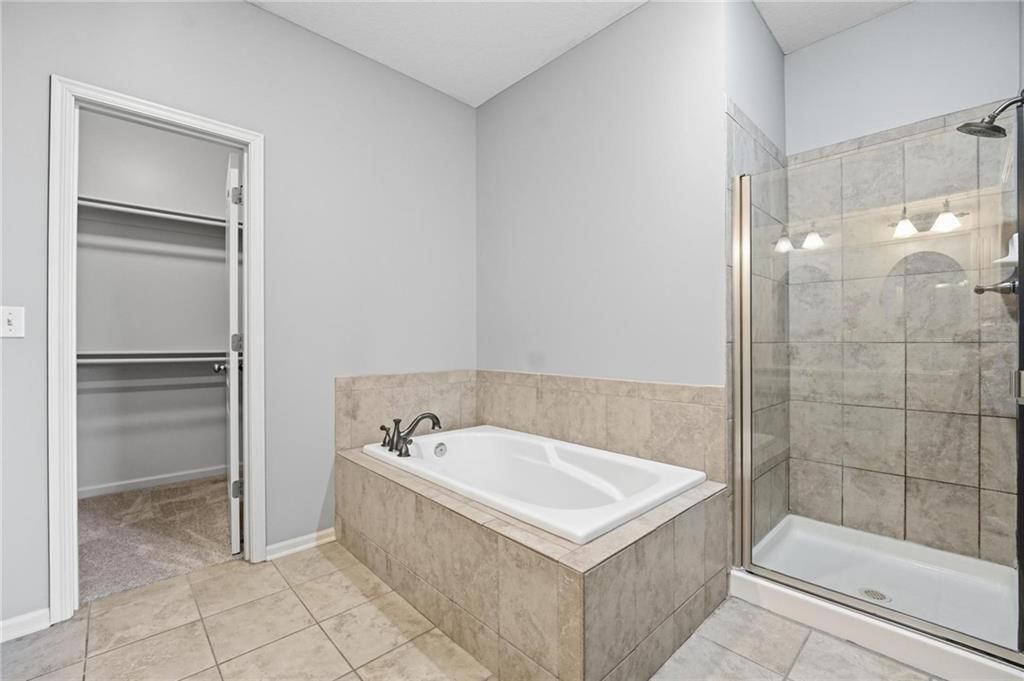 15608 W 61 Terrace — photo 24
