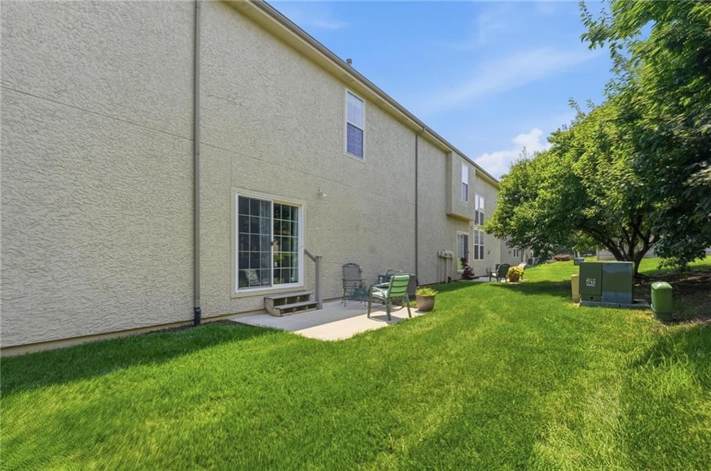 15608 W 61 Terrace — photo 32