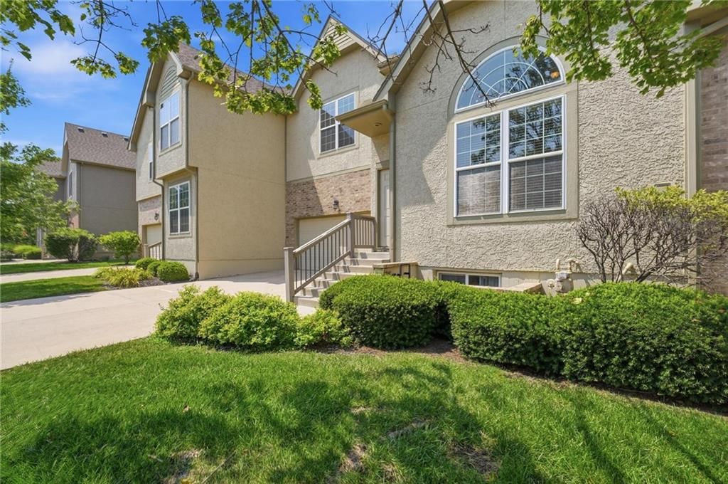 15608 W 61 Terrace — photo 37
