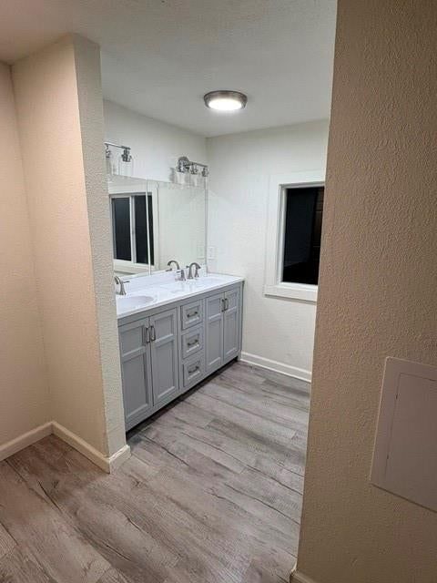 4112 N Mersington Avenue — photo 7