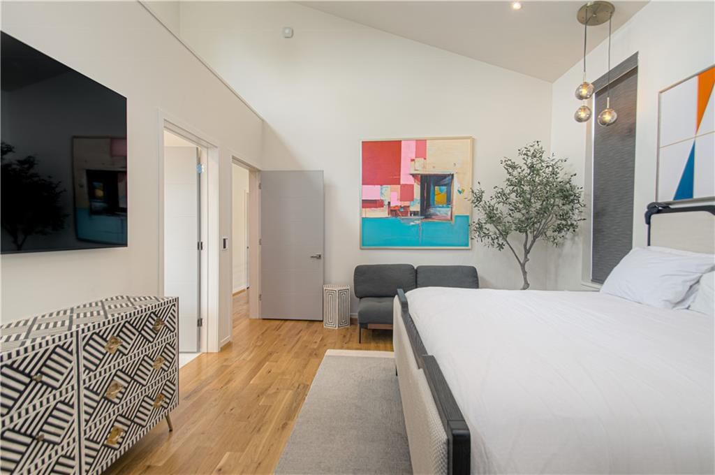 4722 Liberty Street — photo 37
