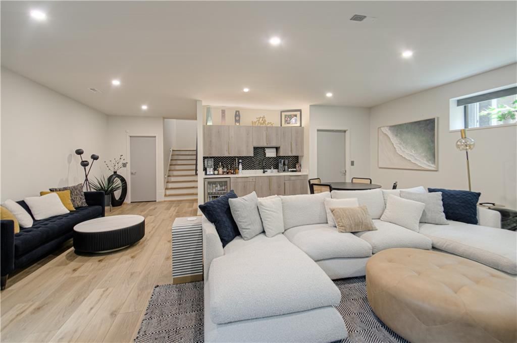 4722 Liberty Street — photo 45