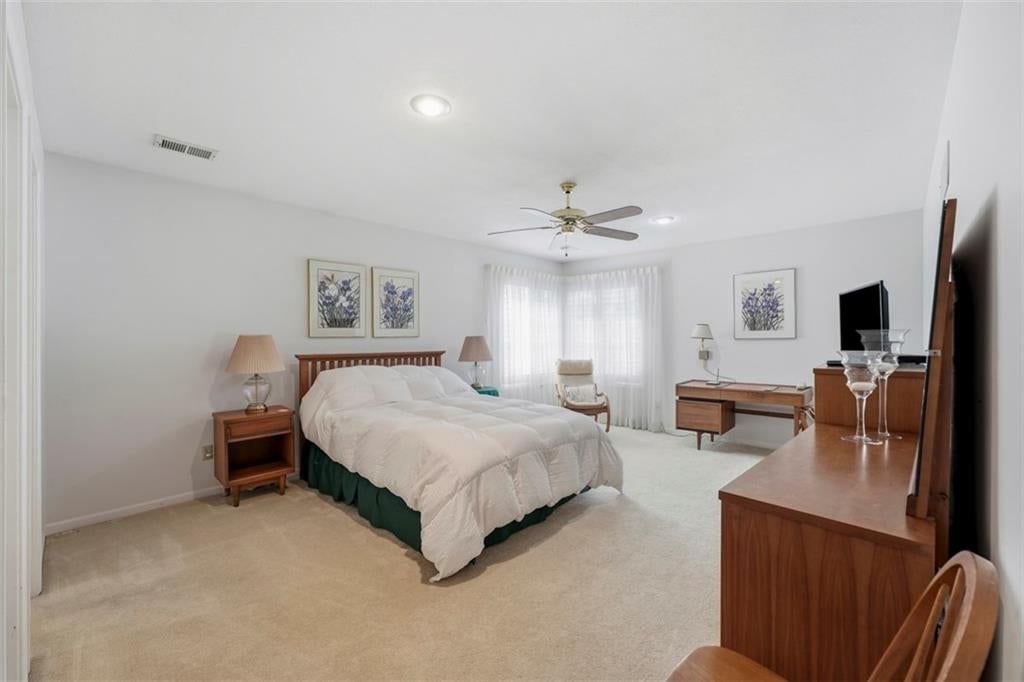 13007 Walmer Street — photo 44
