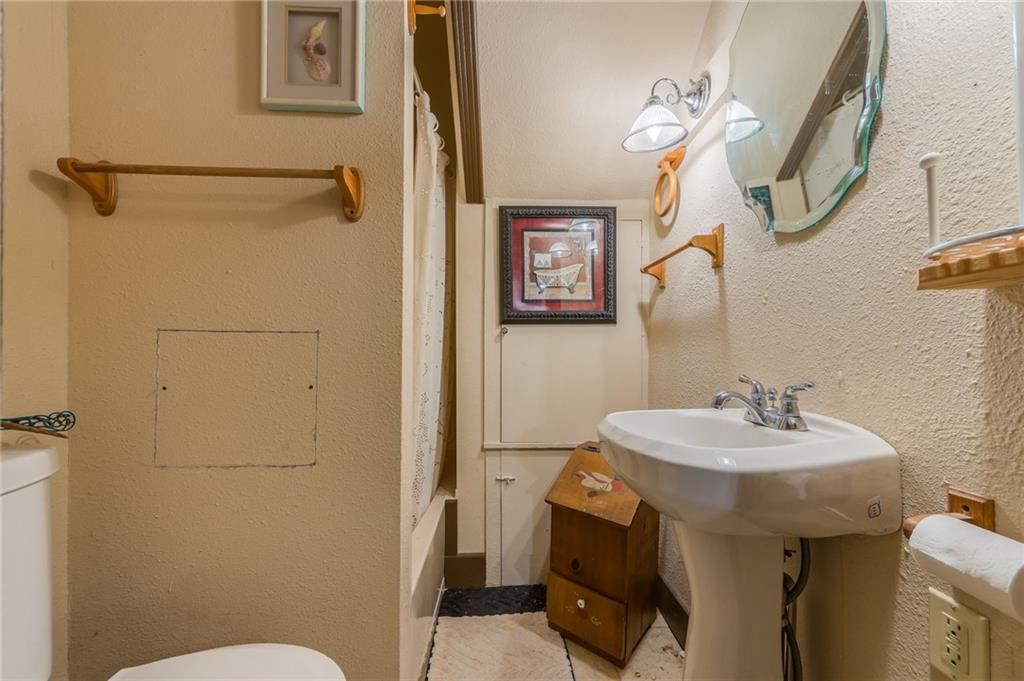 1321 South Street — photo 41