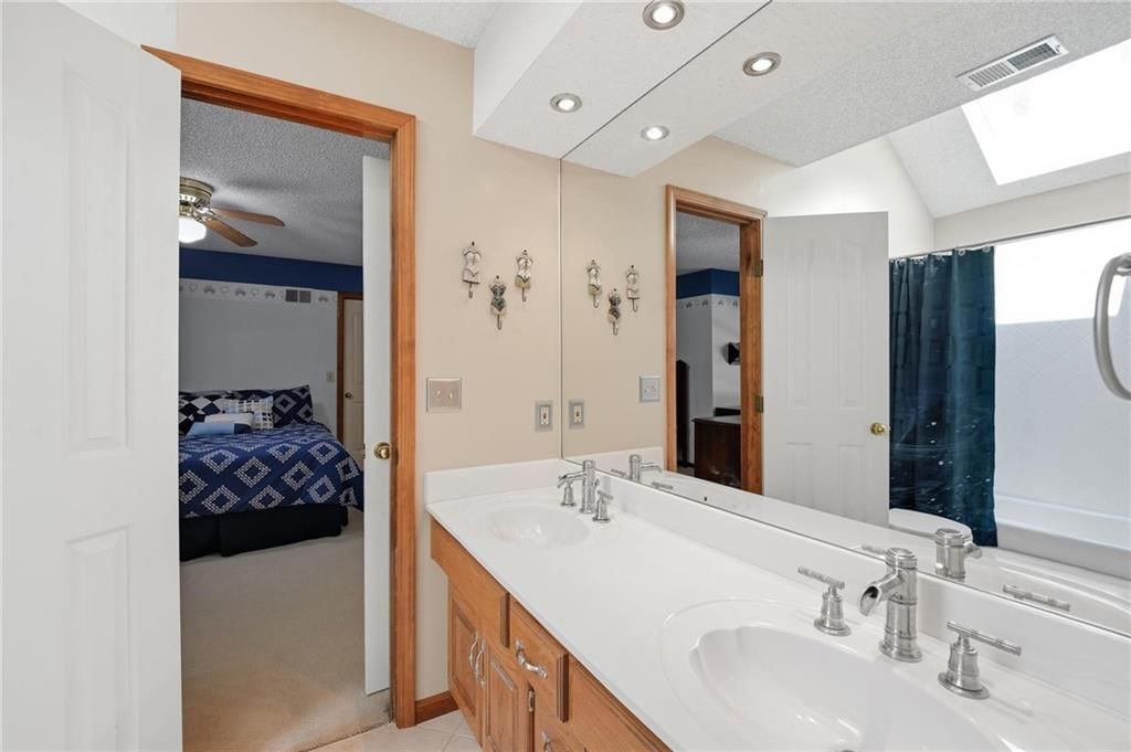 2507 NE 78th Terrace — photo 33