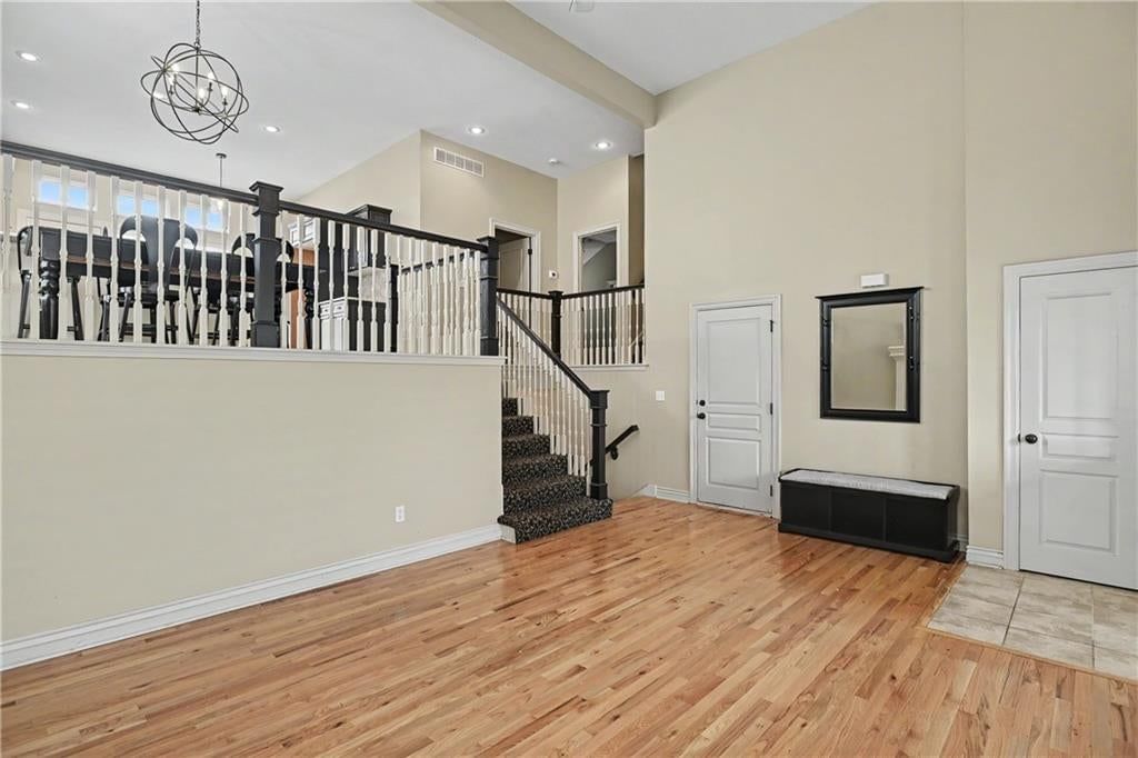 7133 Aminda Drive — photo 6