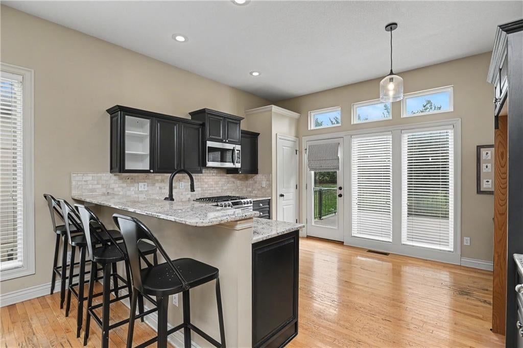 7133 Aminda Drive — photo 11