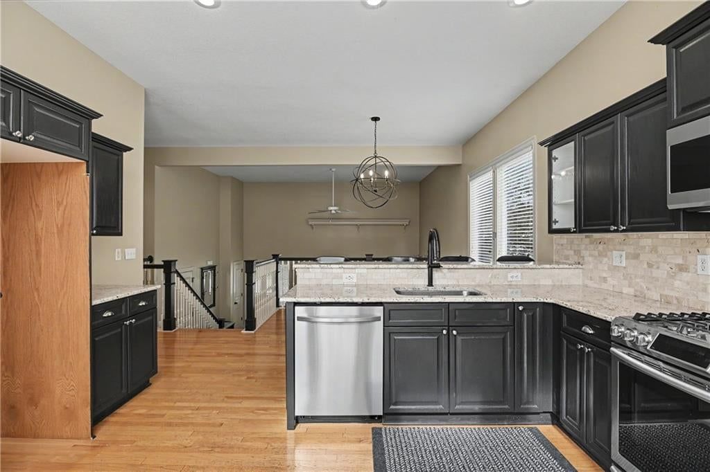 7133 Aminda Drive — photo 14
