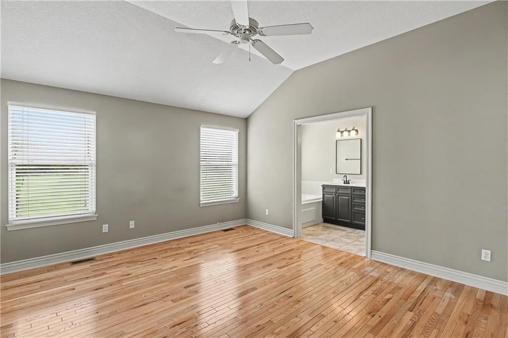 7133 Aminda Drive — photo 16