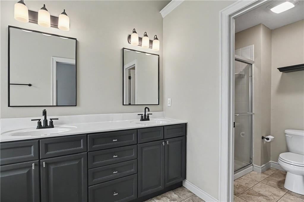 7133 Aminda Drive — photo 20