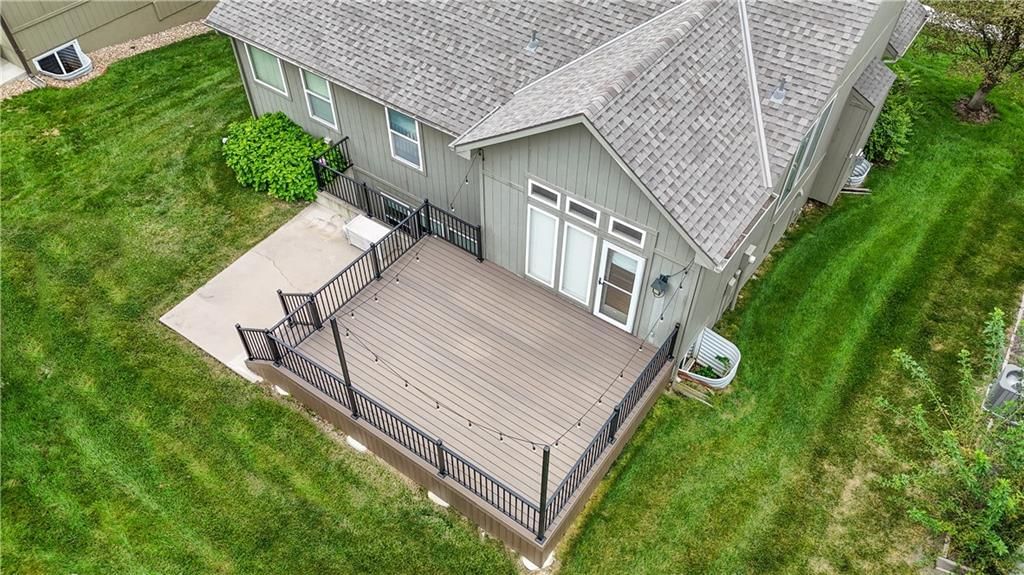 7133 Aminda Drive — photo 38