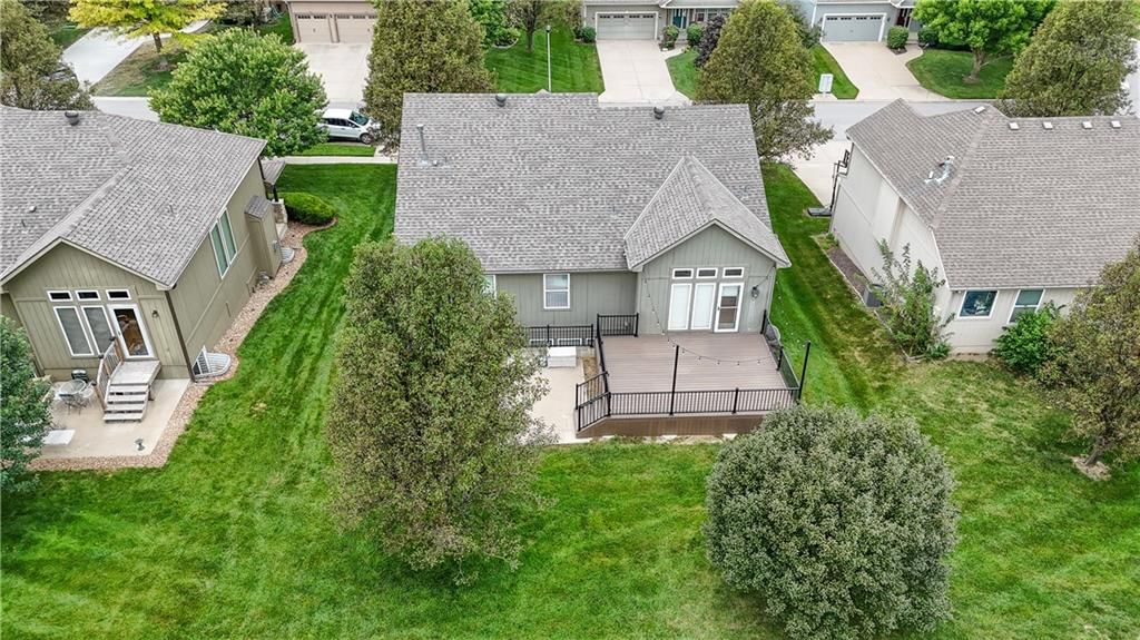7133 Aminda Drive — photo 41